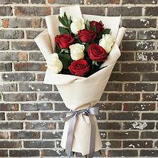 Букет цветов из:  Розы в Малые Вязёмы