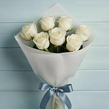 Букет 7 Белых роз Эдлесс Лав в Малые Вязёмы