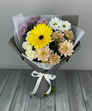 Букет цветов из:  Розы, Герберы и Хризантемы в Малые Вязёмы