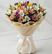 Букет цветов из:  Альстромерии в Малые Вязёмы