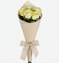 Букет цветов из:  Розы в Малые Вязёмы
