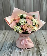 Букет цветов из:  Гвоздики, Розы и Хризантемы в Малые Вязёмы