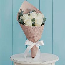 Букет цветов из:  Розы в Малые Вязёмы