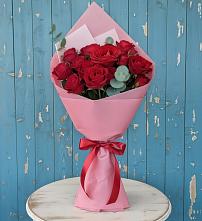 Букет цветов из:  Розы в Малые Вязёмы