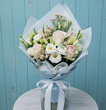 Букет цветов из:  Розы и Лизиантусы в Малые Вязёмы