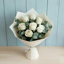 Букет Белые розы в Эвкалипте в Малые Вязёмы