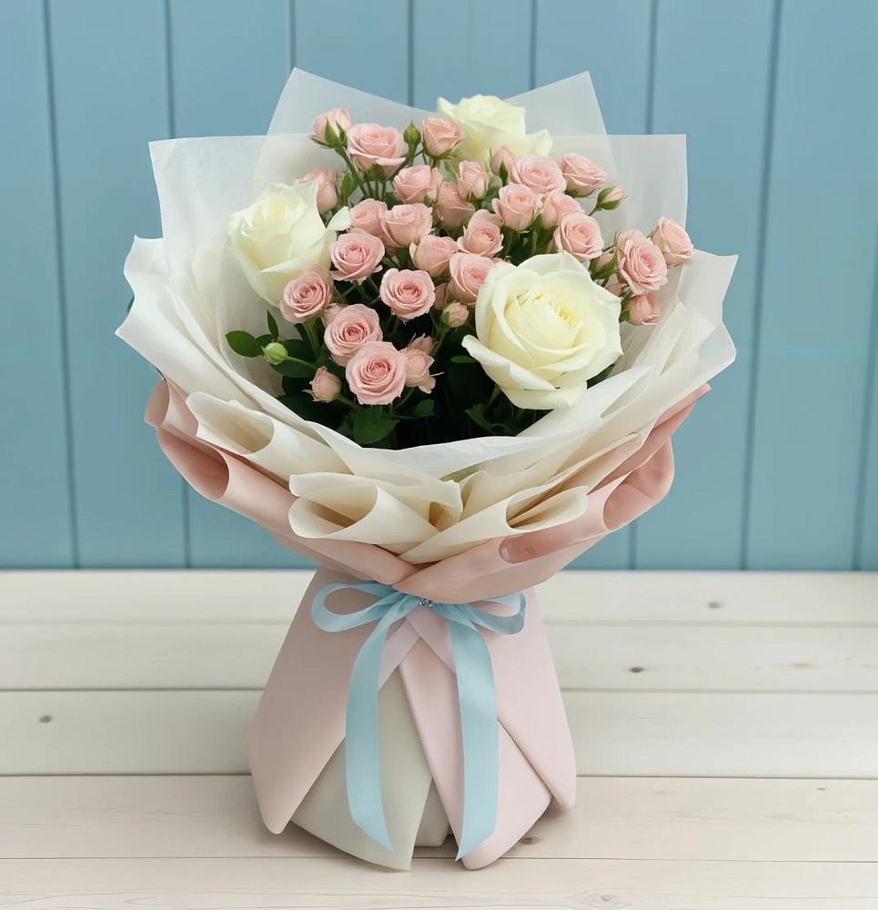 Букет цветов из: Розы в Малые Вязёмы