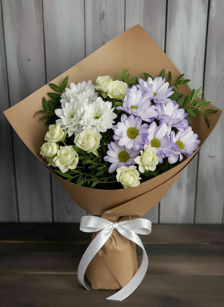 Букет цветов из: Хризантемы и Розы в Малые Вязёмы